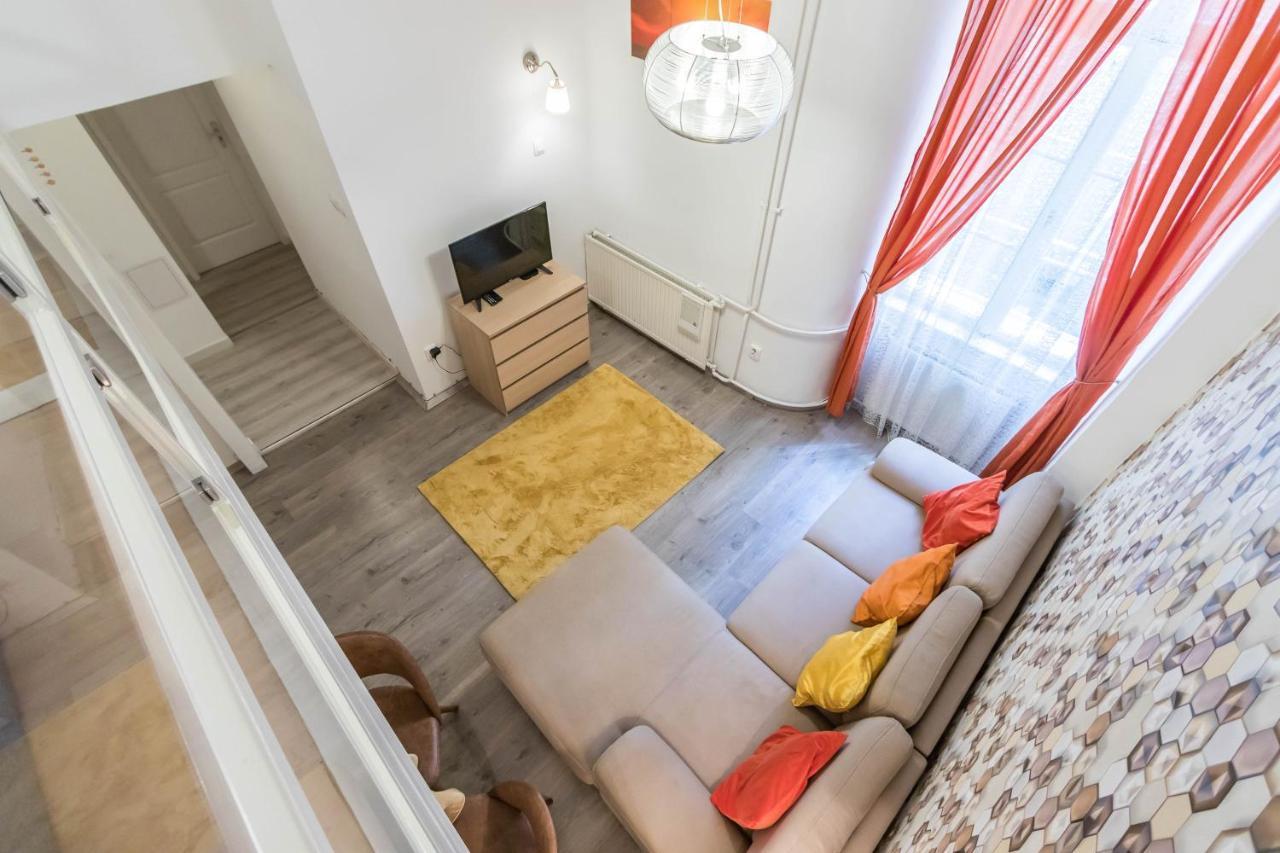 Leda's Next To The Danube And Fashion Street Appartement